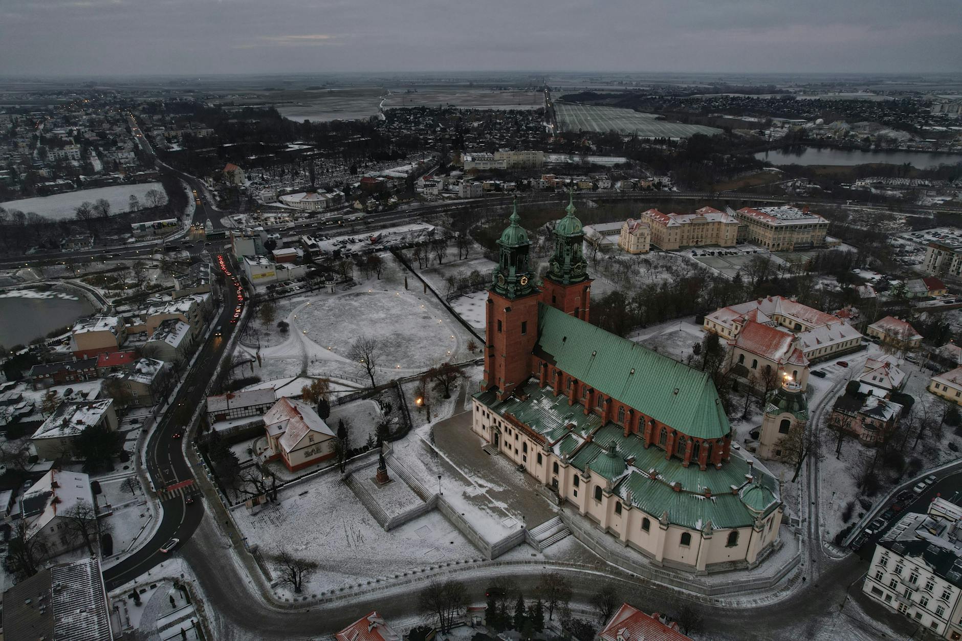 Zielone Świątki w Zamościu: Tradycje, Świętowanie i Atrakcje
